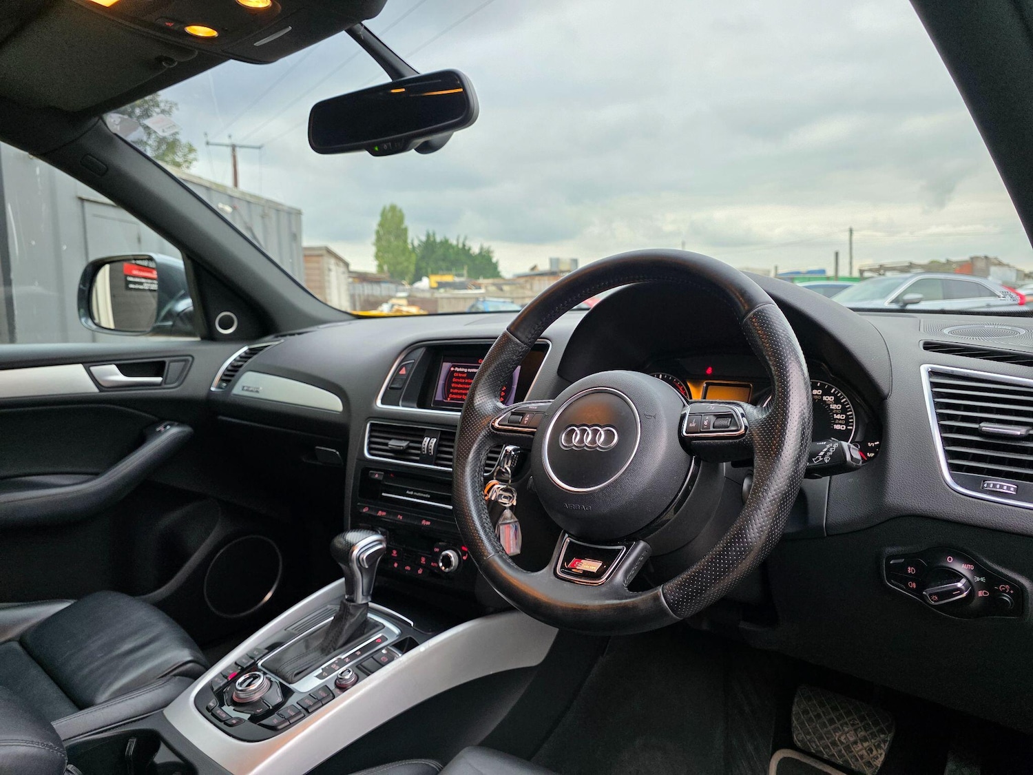 Used Audi Q5 2012 for sale - 76688859: Photo 13