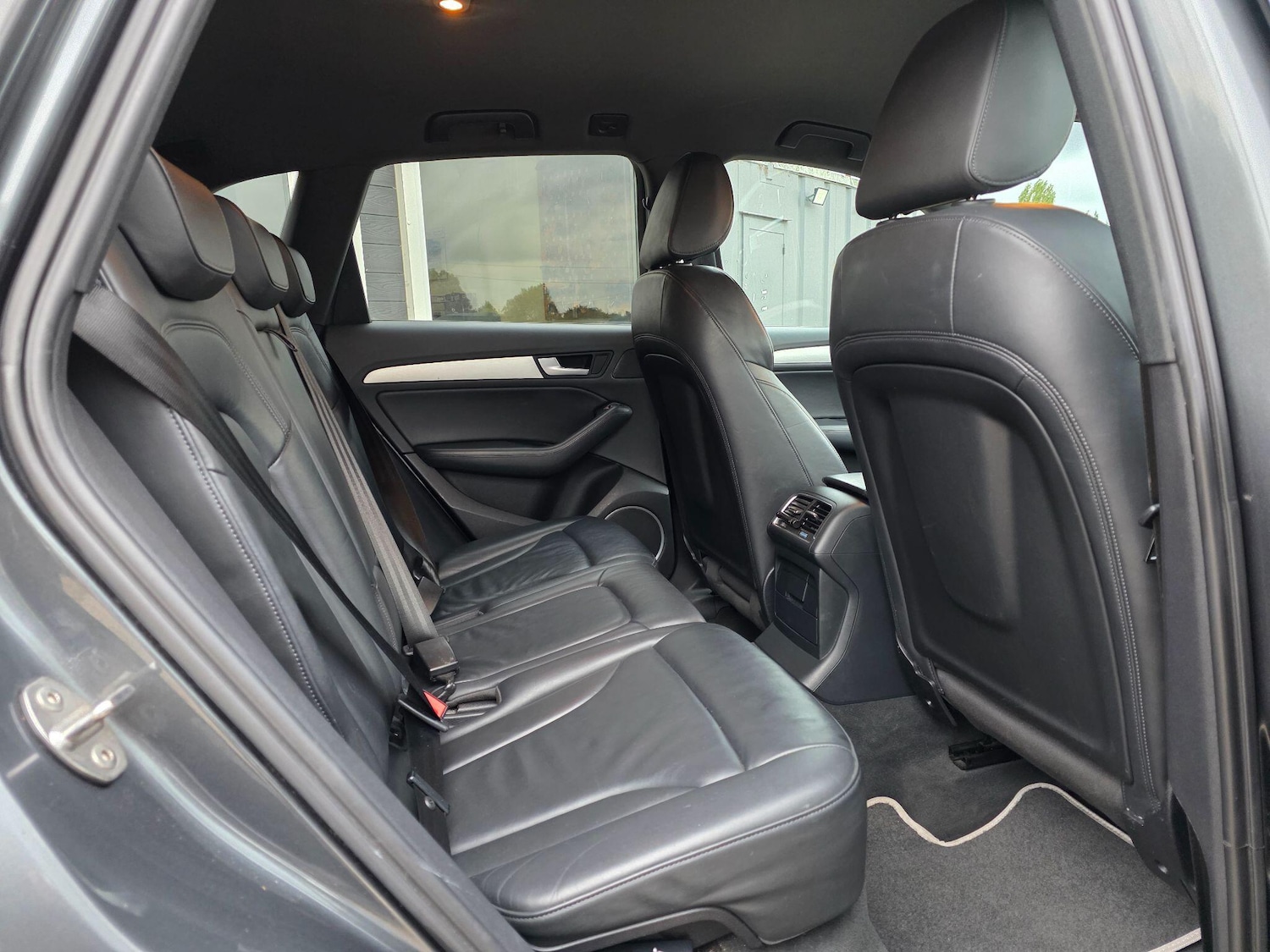 Used Audi Q5 2012 for sale - 76688859: Photo 15