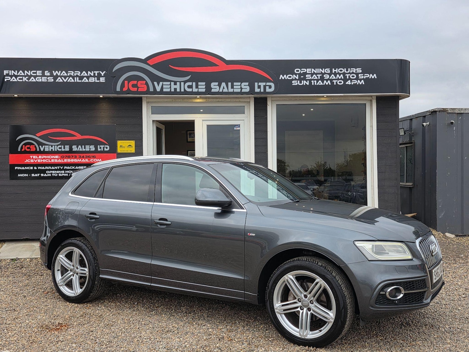 Used Audi Q5 2012 for sale - 76688859: Photo 2