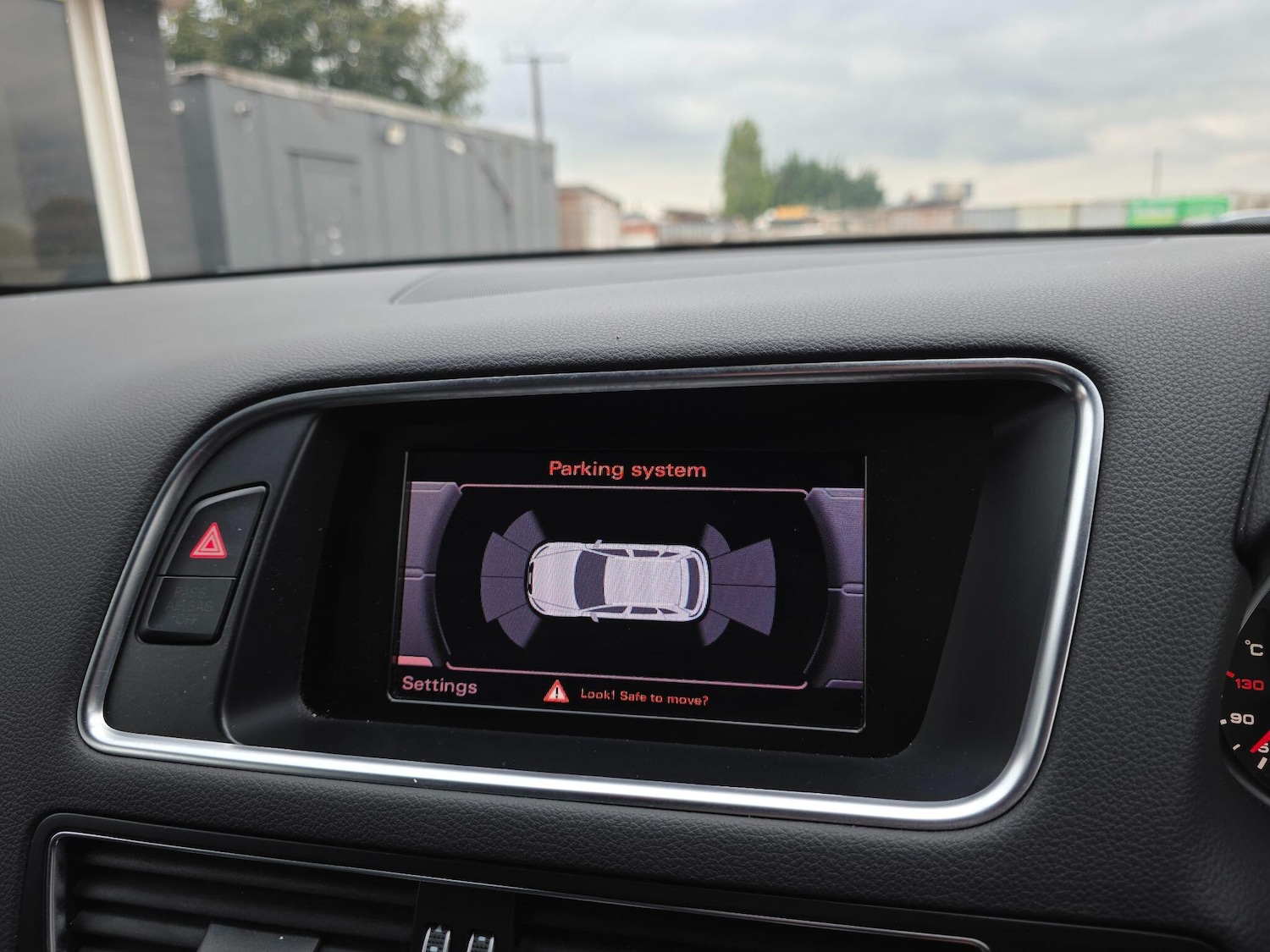 Used Audi Q5 2012 for sale - 76688859: Photo 31