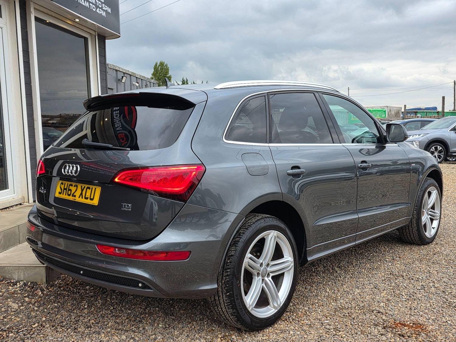 Used Audi Q5 2012 for sale - 76688859: Photo 5