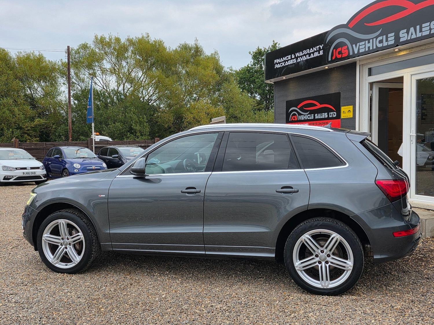 Used Audi Q5 2012 for sale - 76688859: Photo 8
