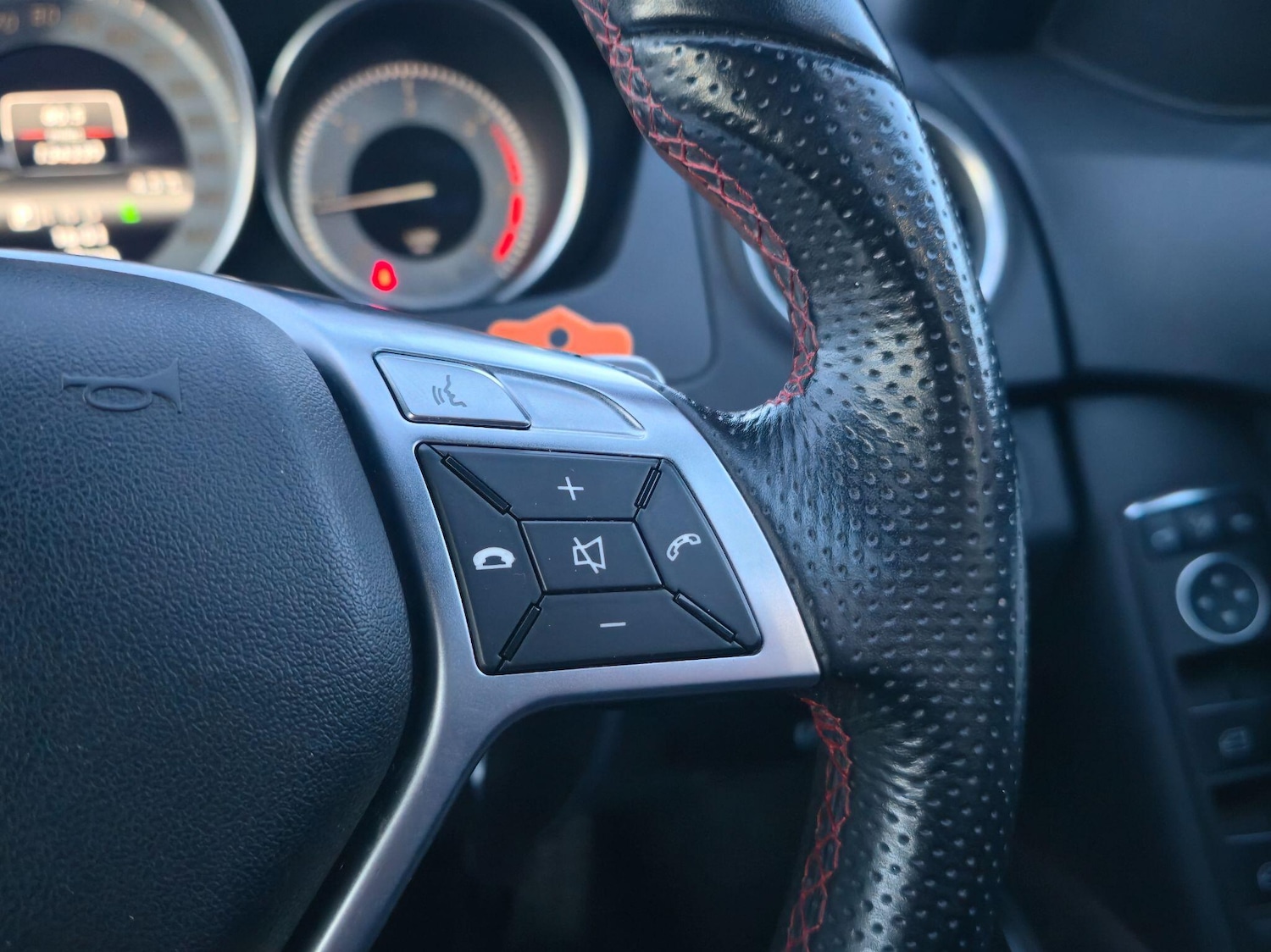 Used Mercedes-Benz C Class 2012 for sale - 77162805: Photo 30