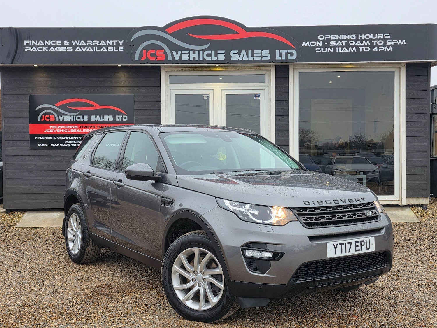 Used Land Rover Discovery Sport 2017 for sale - 77425593: Photo 1