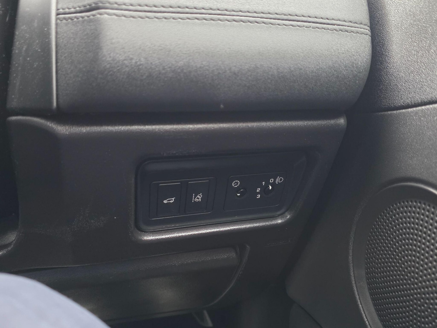 Used Land Rover Discovery Sport 2017 for sale - 77425593: Photo 28