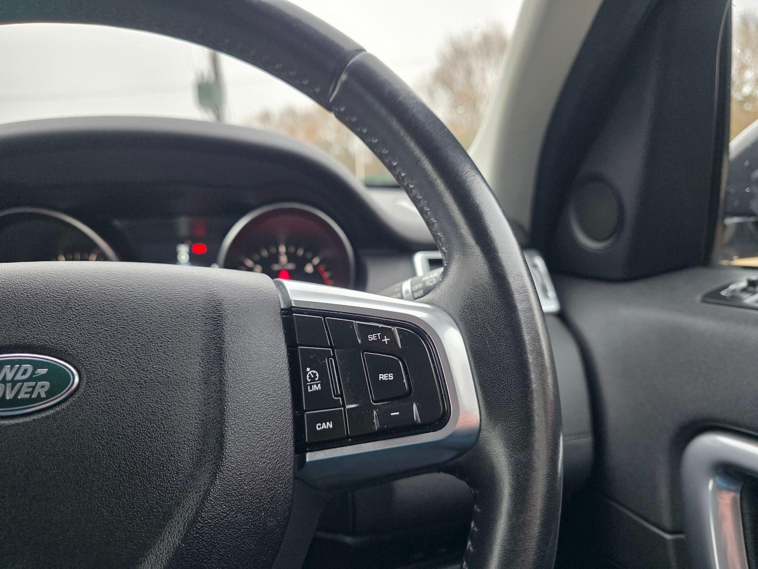 Used Land Rover Discovery Sport 2017 for sale - 77425593: Photo 30
