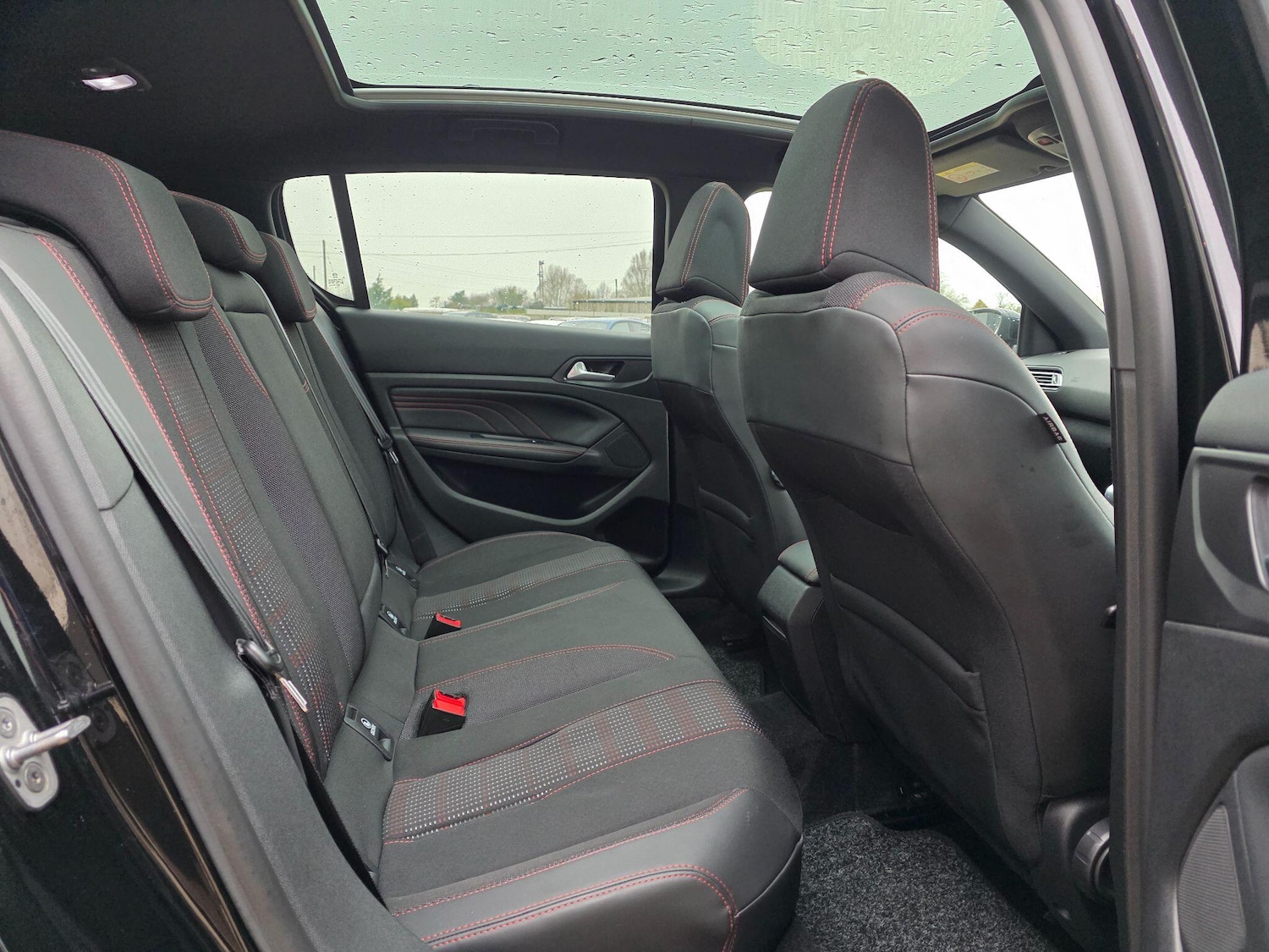 Used Peugeot 308 2018 for sale - 77454900: Photo 17