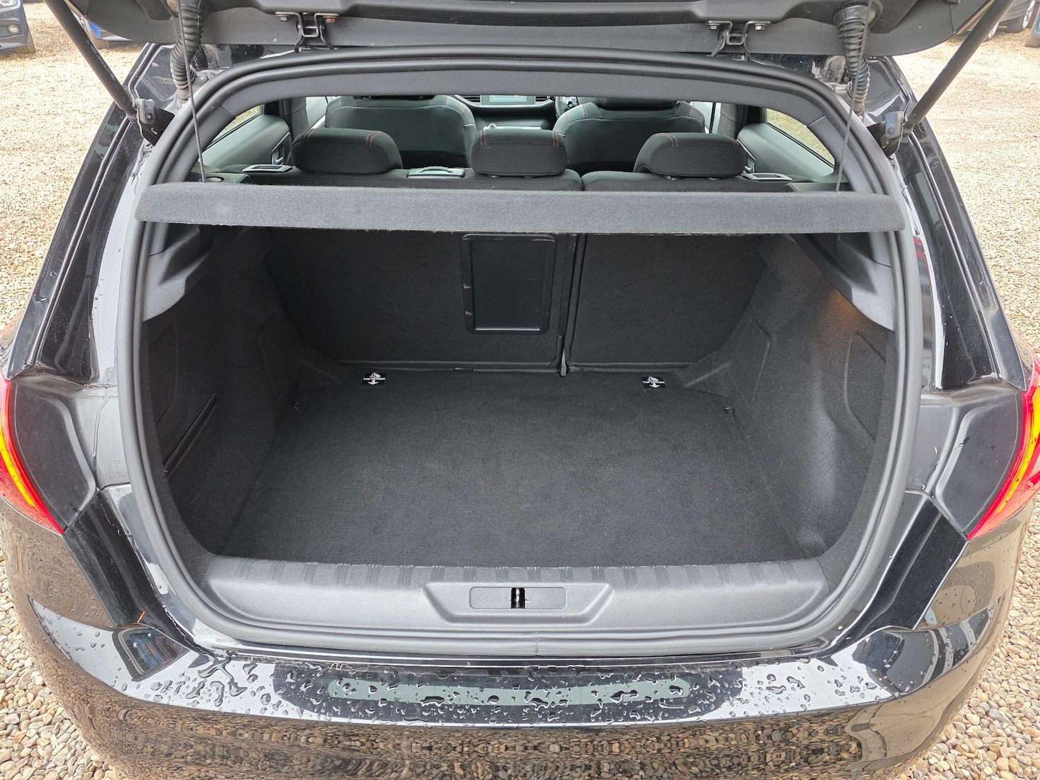 Used Peugeot 308 2018 for sale - 77454900: Photo 18