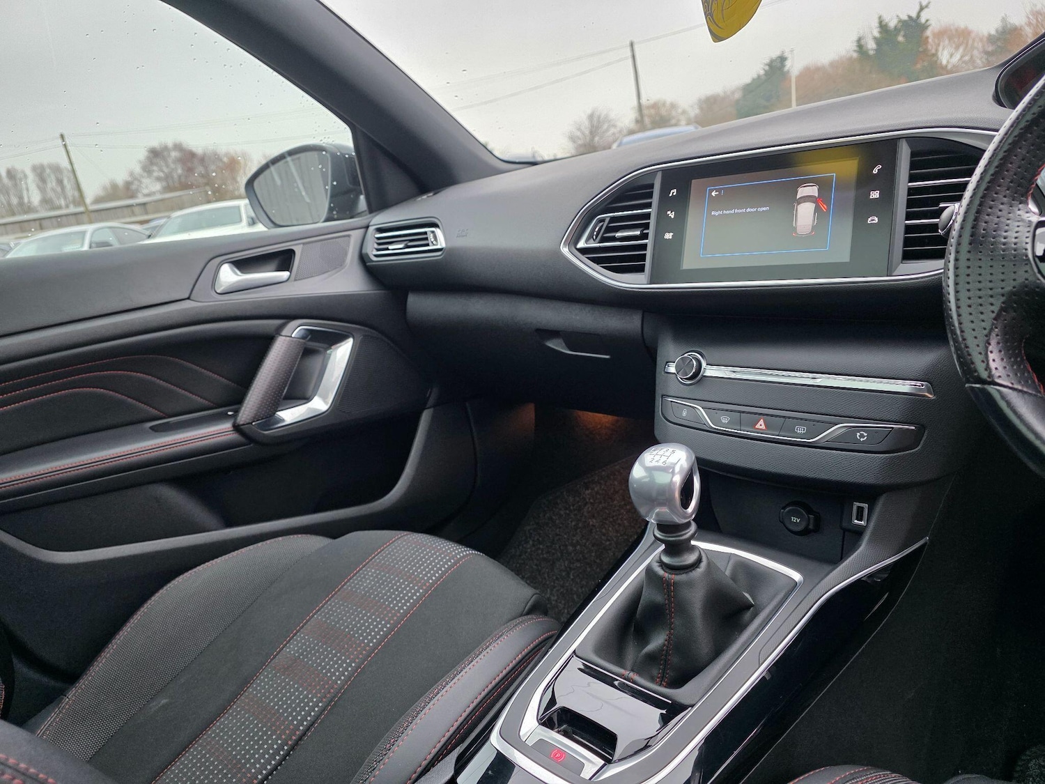 Used Peugeot 308 2018 for sale - 77454900: Photo 23