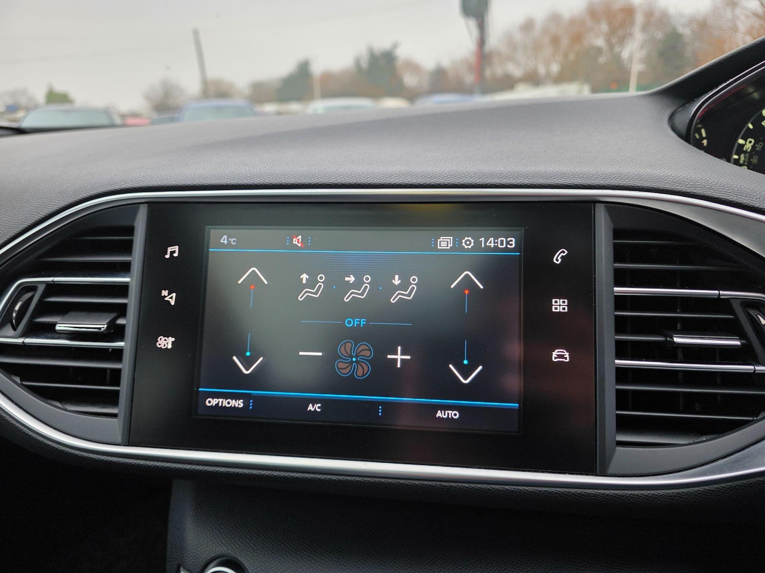 Used Peugeot 308 2018 for sale - 77454900: Photo 32