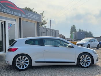 Used Volkswagen Scirocco 2011 for sale - 79645436: Photo
