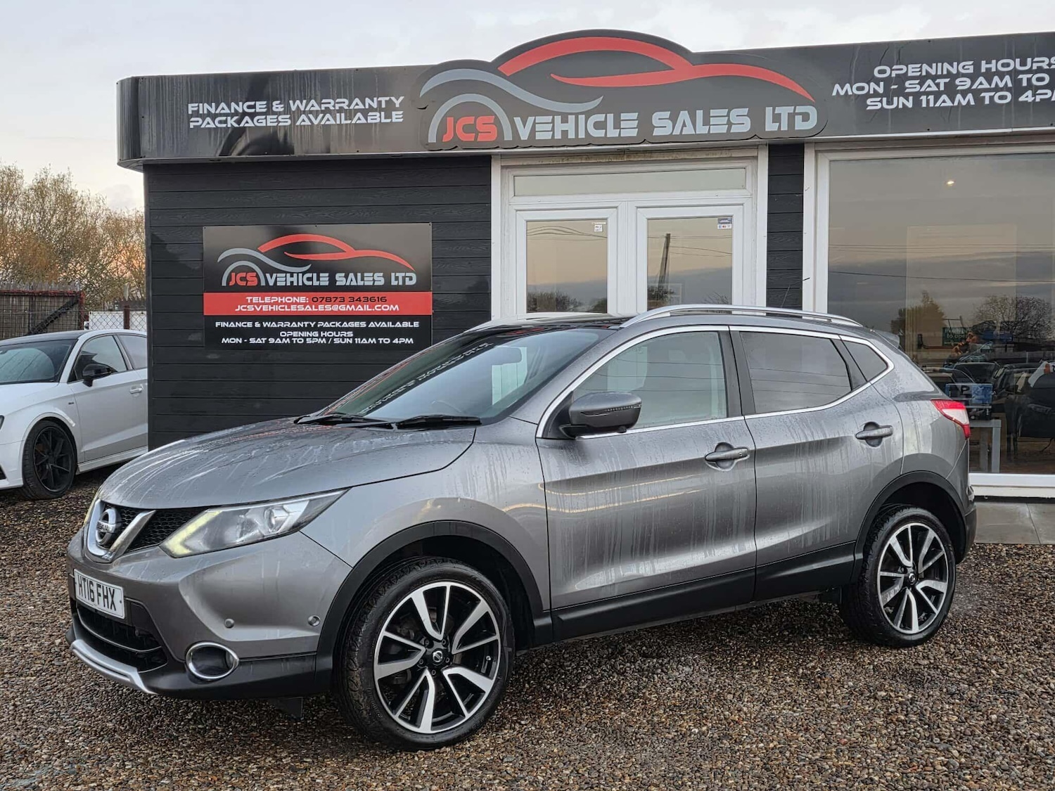 Used Nissan Qashqai 2016 for sale - 76688573: Photo 10