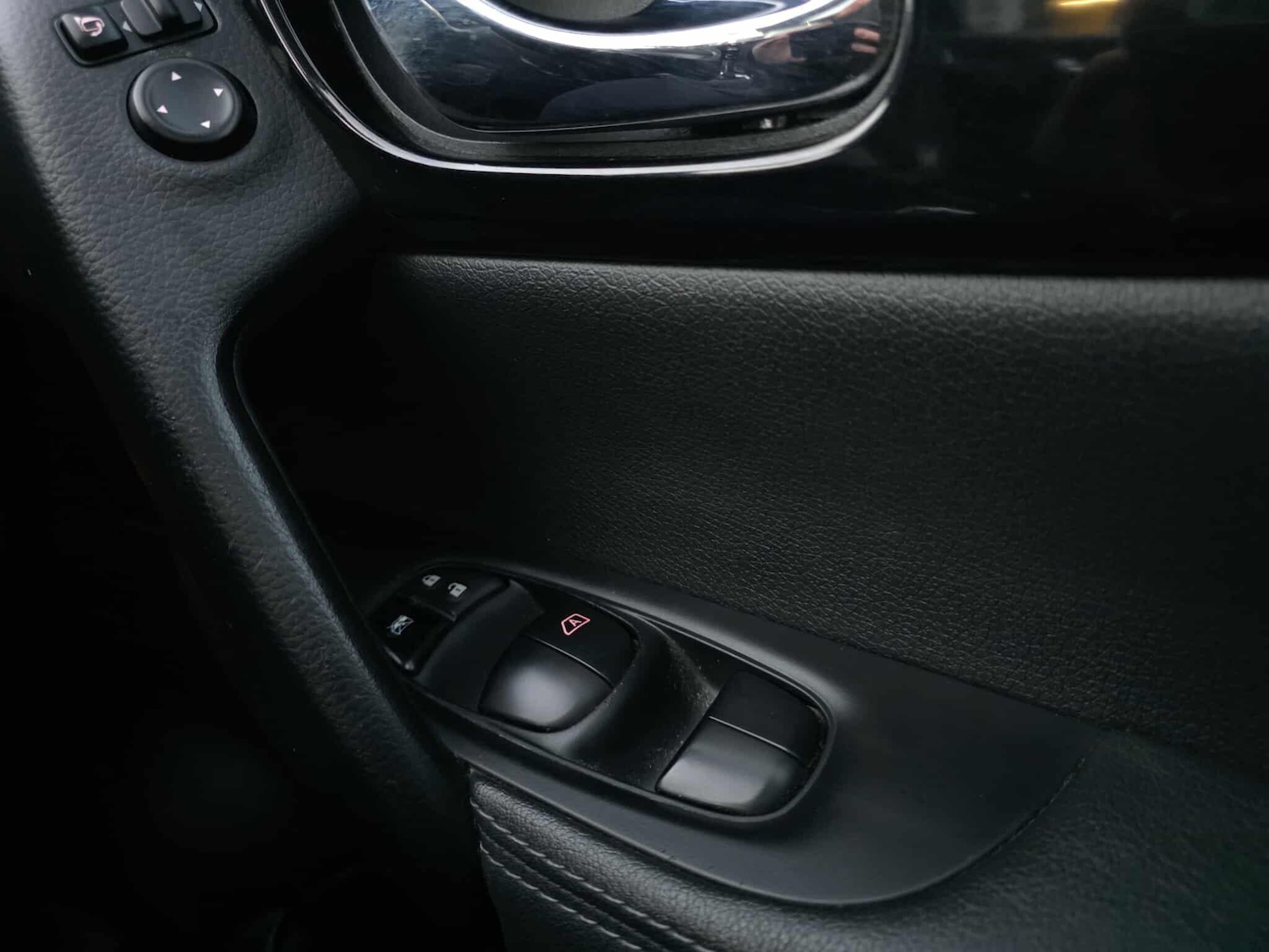 Used Nissan Qashqai 2016 for sale - 76688573: Photo 32