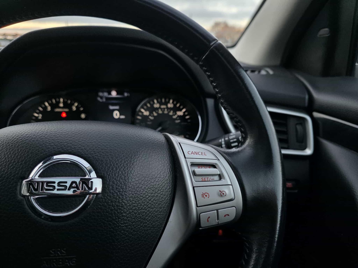 Used Nissan Qashqai 2016 for sale - 76688573: Photo 33