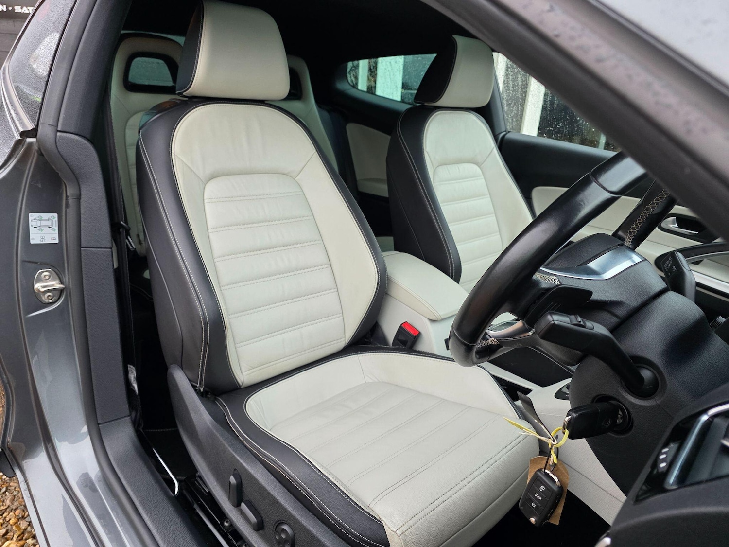 Used Volkswagen Scirocco 2015 for sale - 78047251: Photo 16