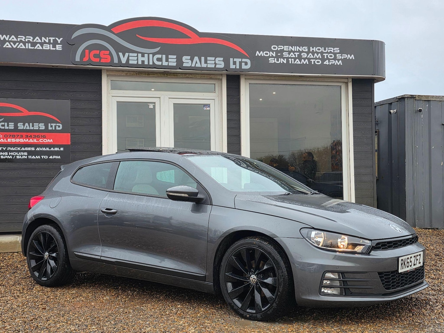 Used Volkswagen Scirocco 2015 for sale - 78047251: Photo 2