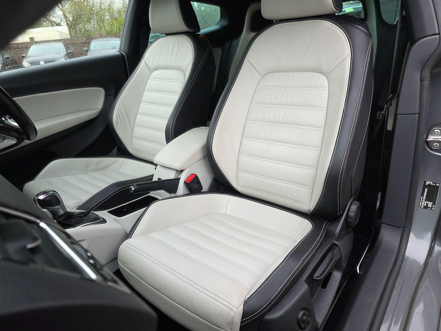 Used Volkswagen Scirocco 2015 for sale - 78047251: Photo 21