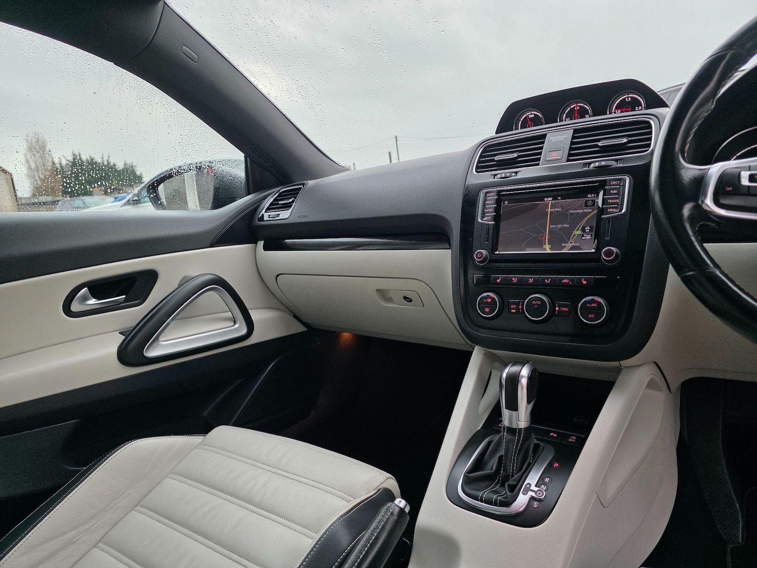 Used Volkswagen Scirocco 2015 for sale - 78047251: Photo 24