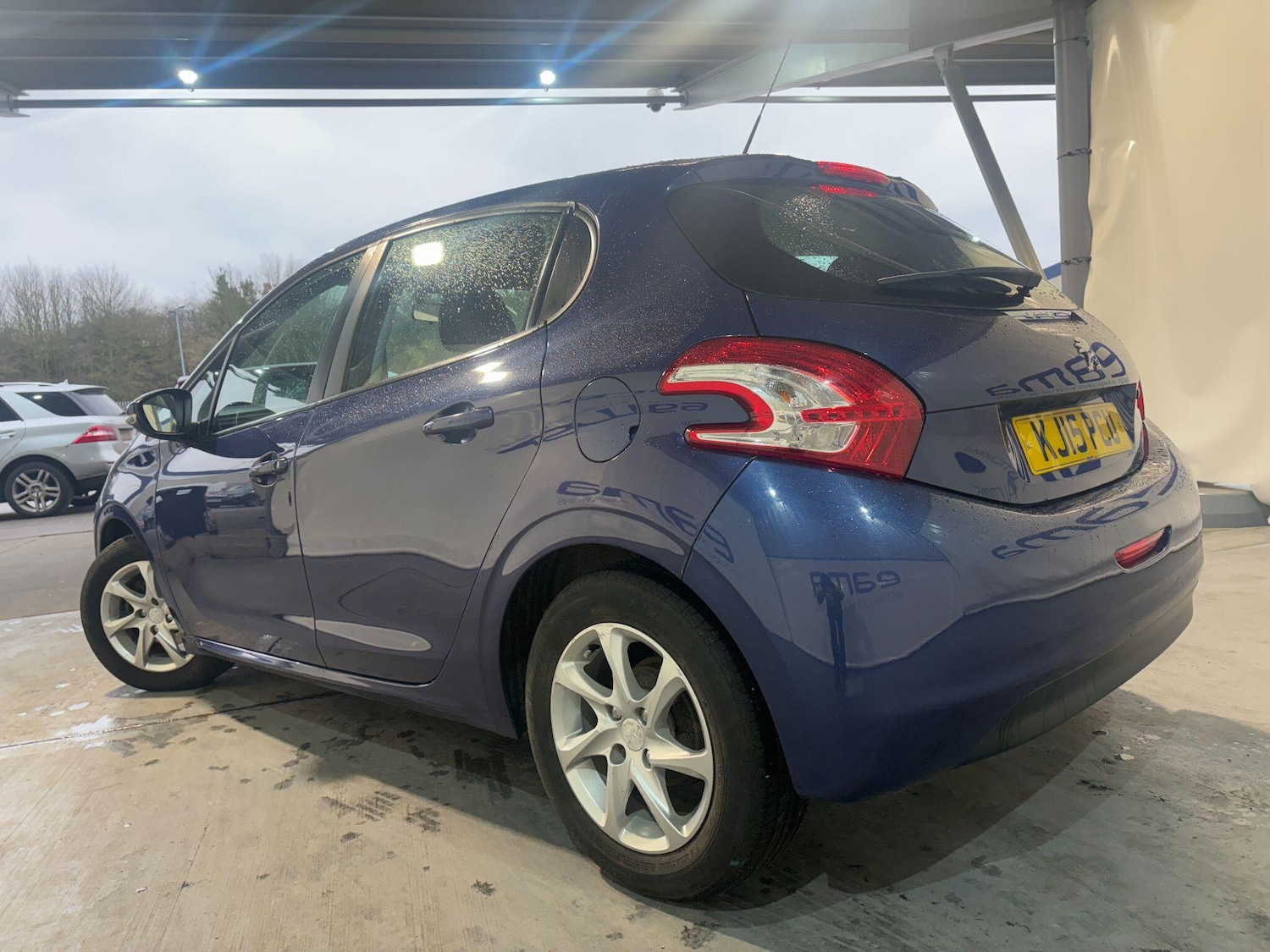 Used Peugeot 208 2015 for sale - 77344497: Photo 2