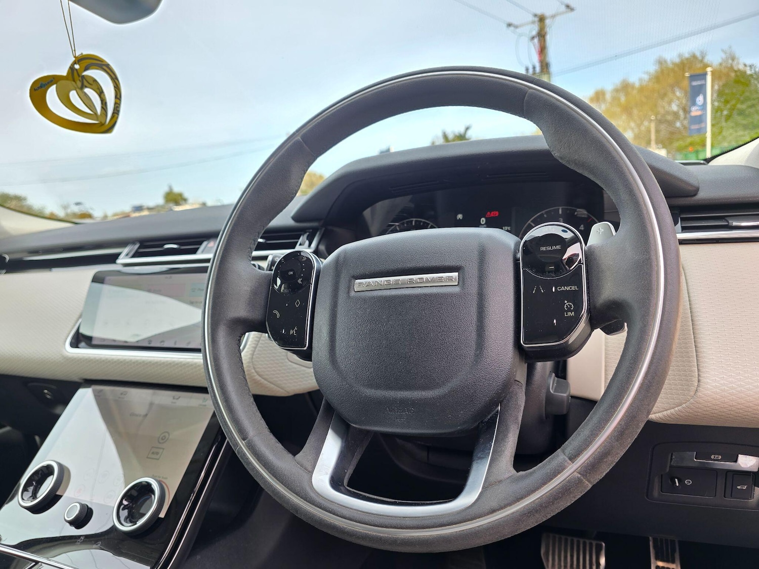 Used Land Rover Range Rover Velar 2017 for sale - 78205407: Photo 27