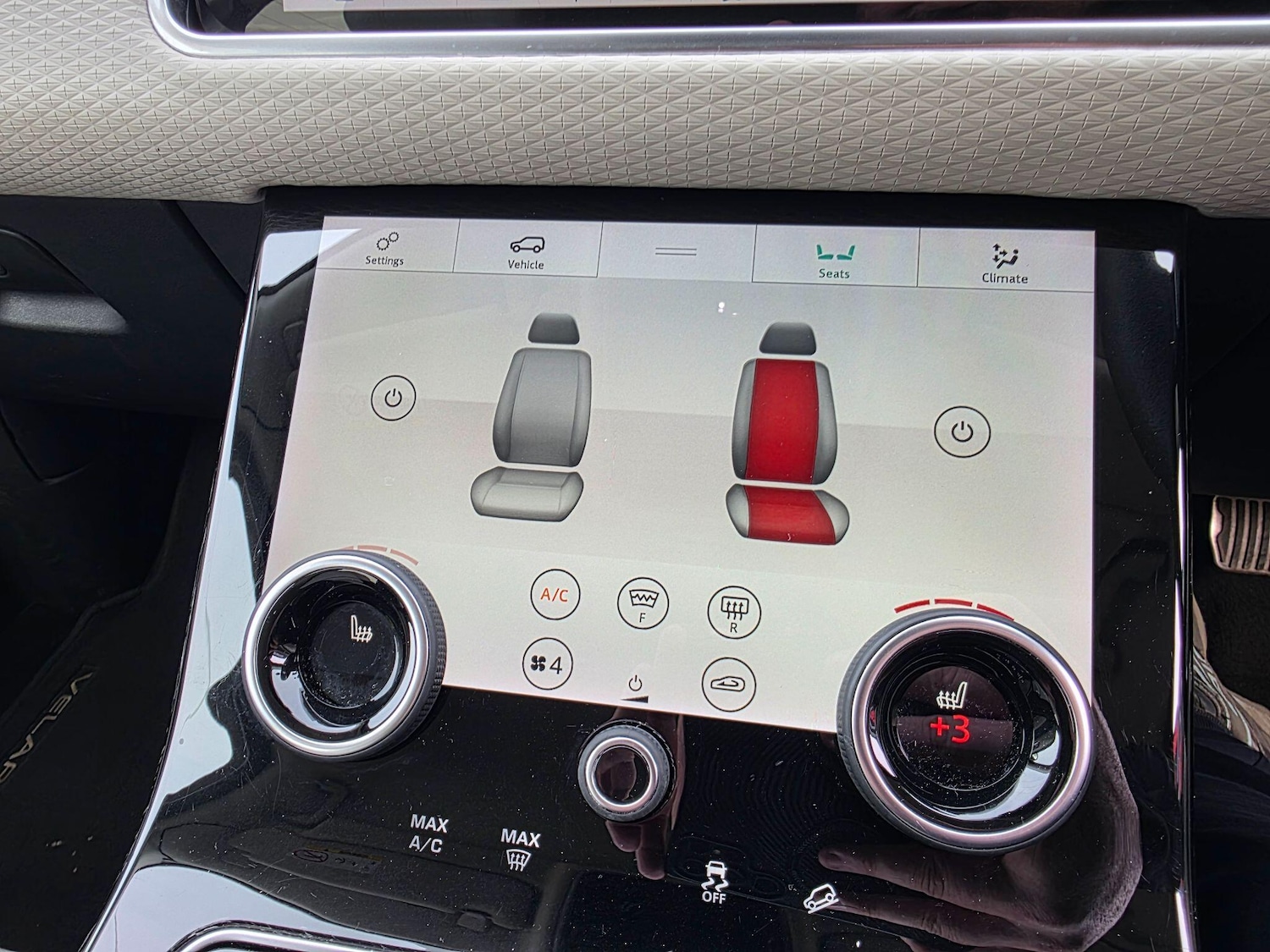 Used Land Rover Range Rover Velar 2017 for sale - 78205407: Photo 32