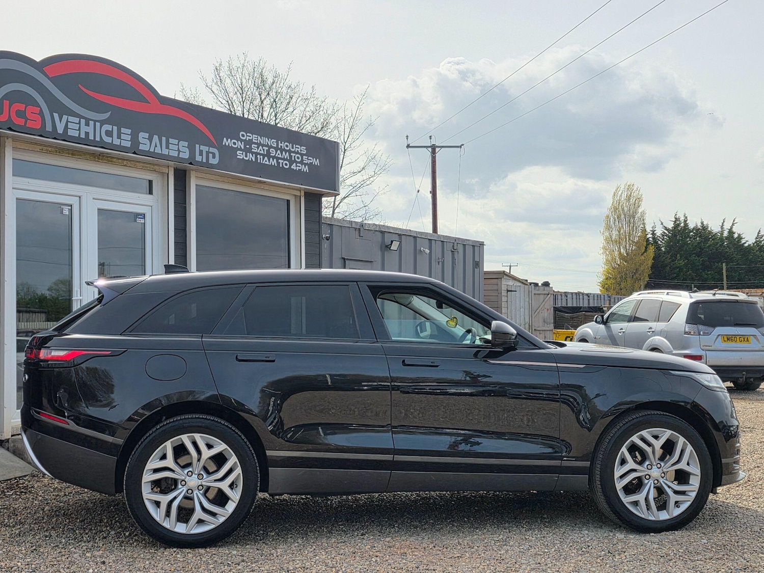 Used Land Rover Range Rover Velar 2017 for sale - 78205407: Photo 4