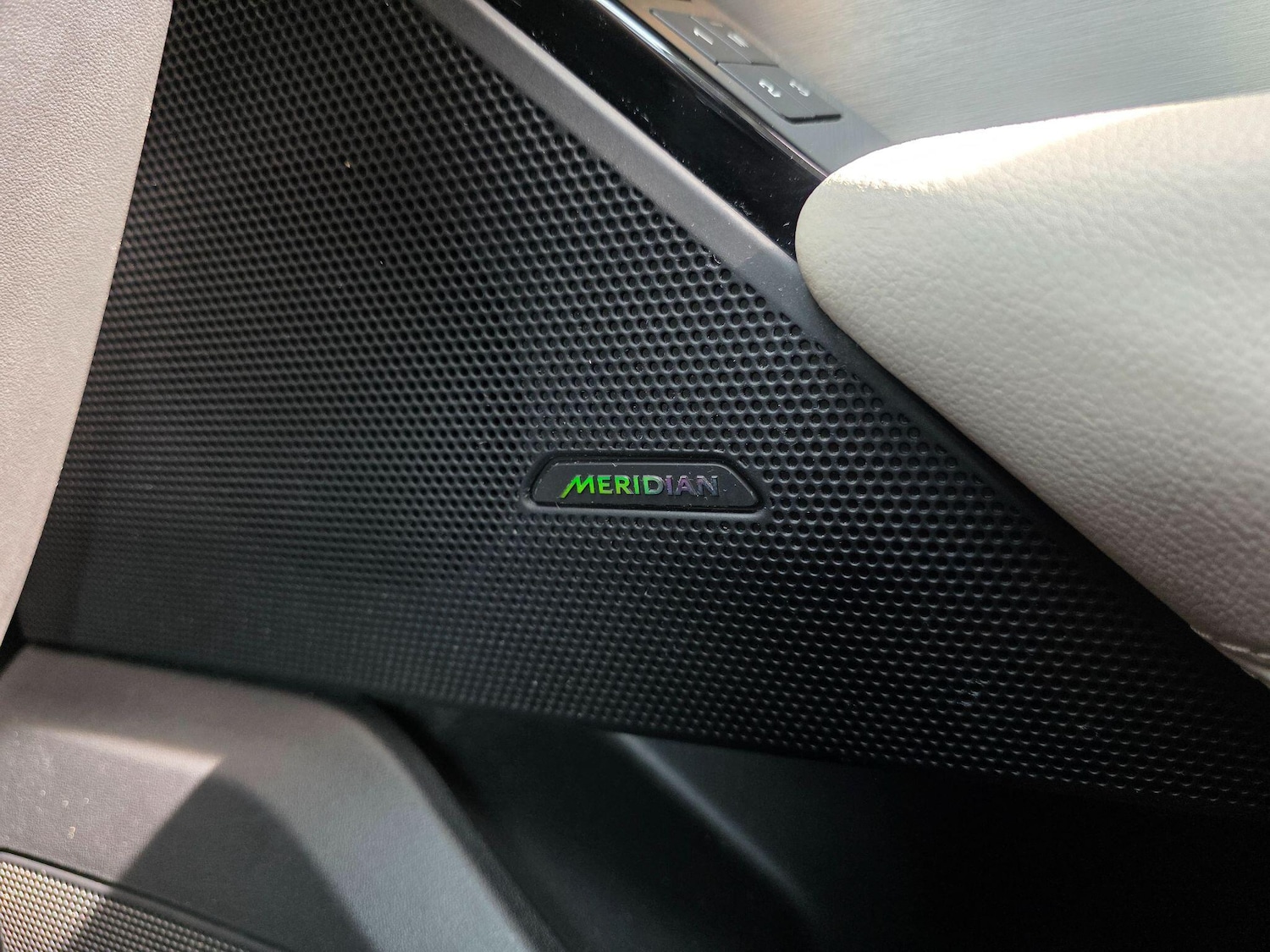 Used Land Rover Range Rover Velar 2017 for sale - 78205407: Photo 46