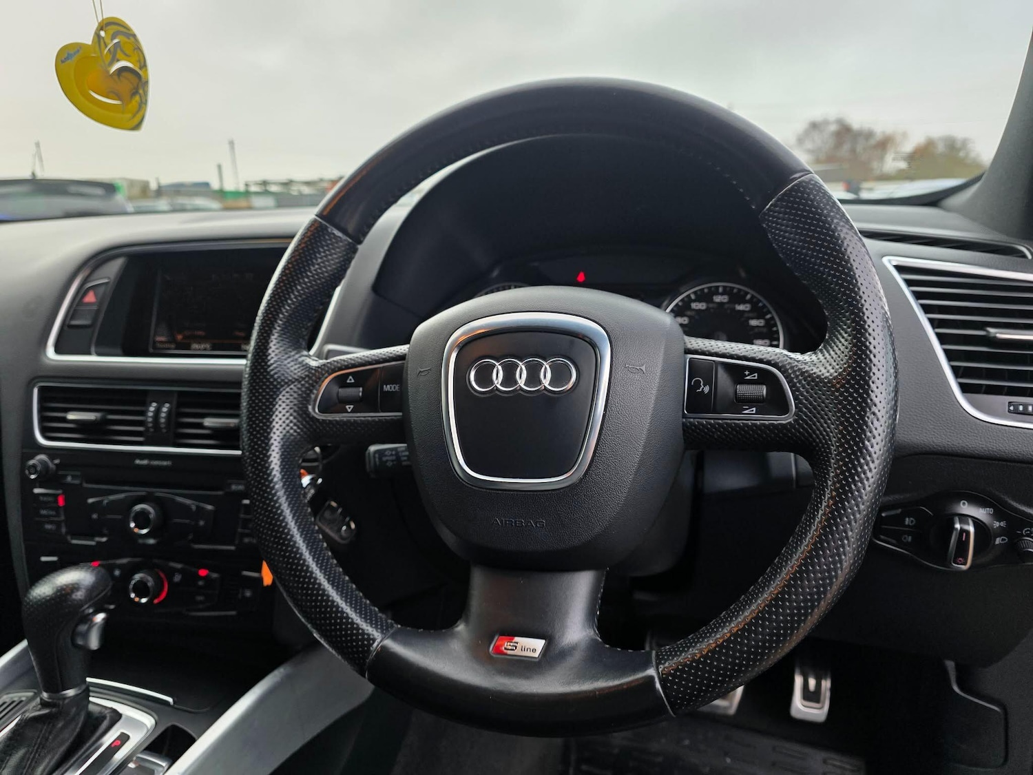 Used Audi Q5 2011 for sale - 77358655: Photo 17