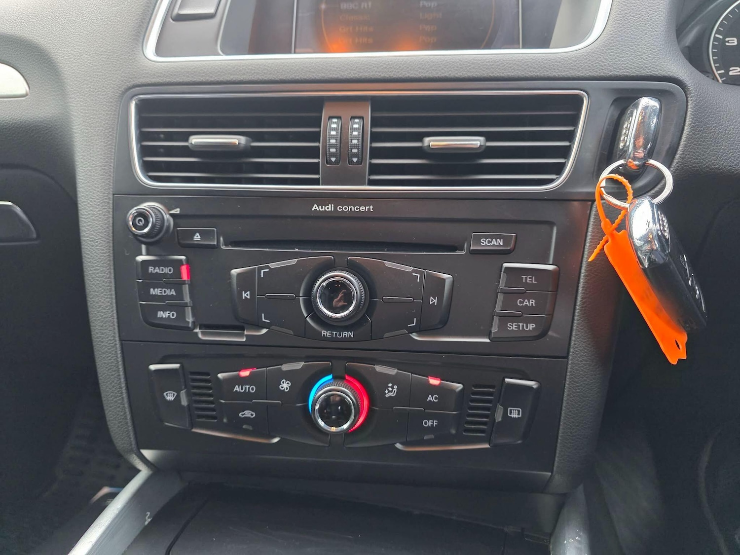 Used Audi Q5 2011 for sale - 77358655: Photo 25