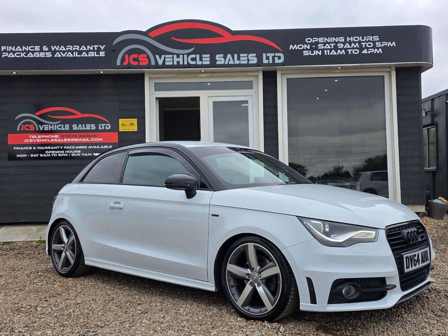 Used Audi A1 2014 for sale - 76599467: Photo 2