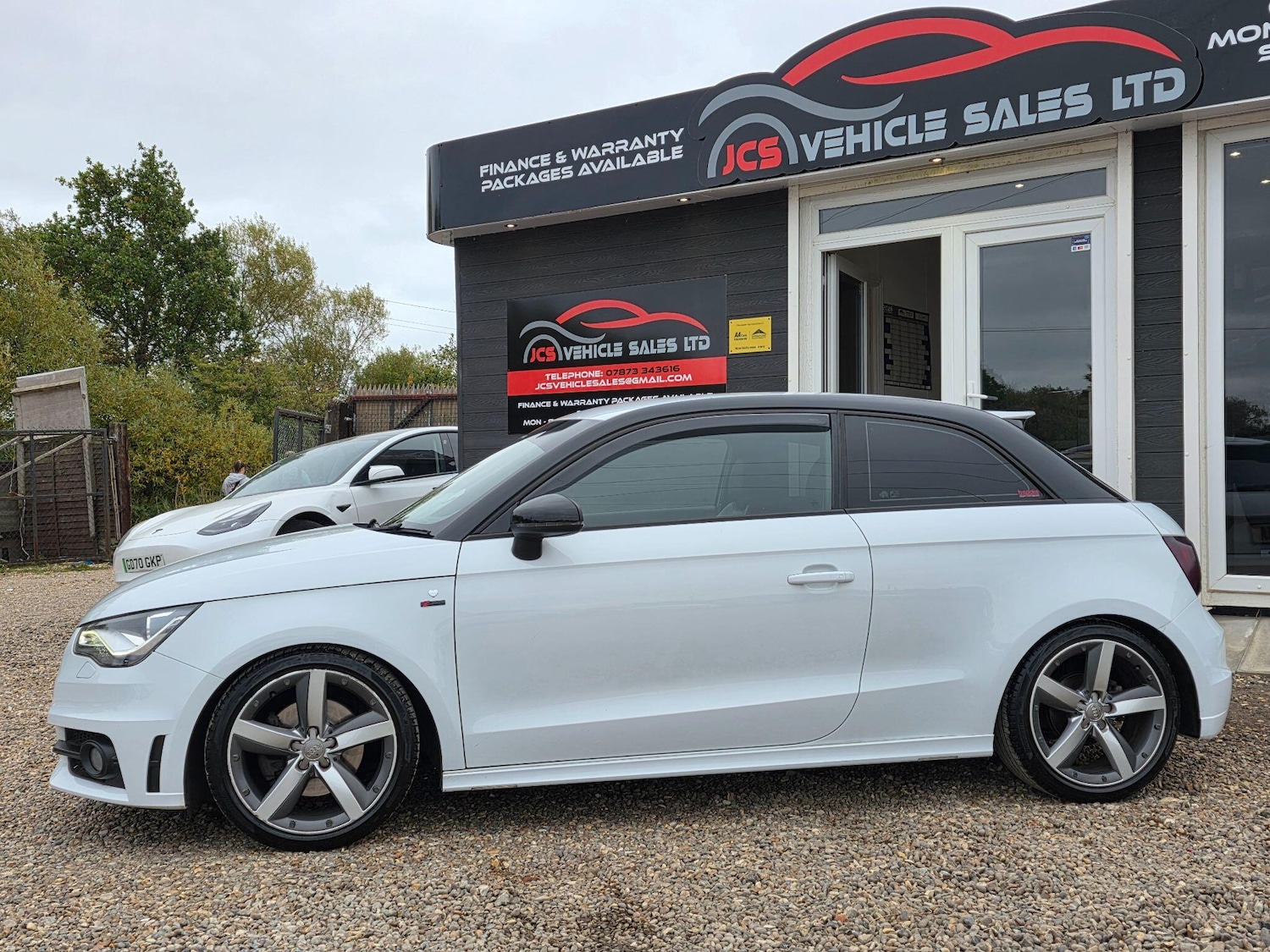 Used Audi A1 2014 for sale - 76599467: Photo 9