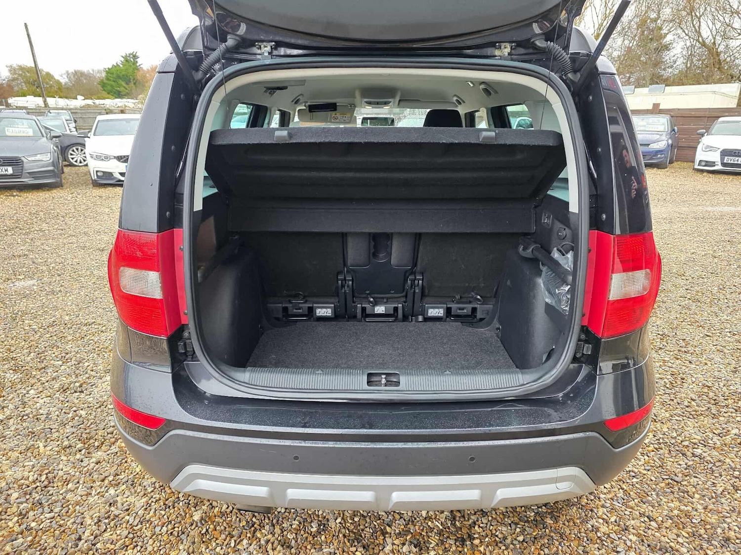 Used Skoda Yeti 2015 for sale - 76742524: Photo 16