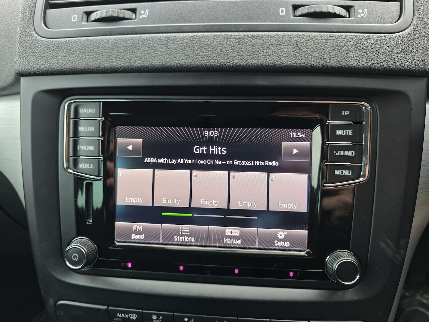 Used Skoda Yeti 2015 for sale - 76742524: Photo 26