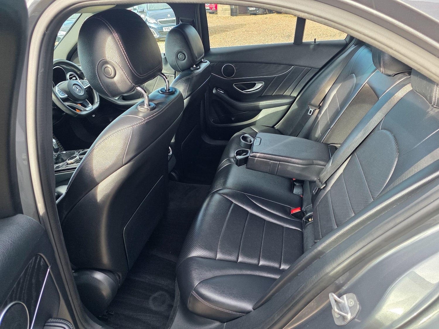 Used Mercedes-Benz C Class 2018 for sale - 77066453: Photo 17