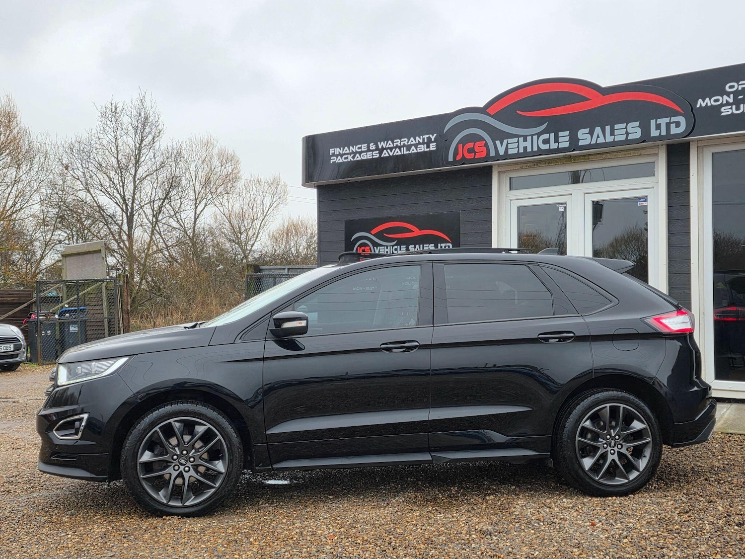 Used Ford Edge 2017 for sale - 77537504: Photo 11