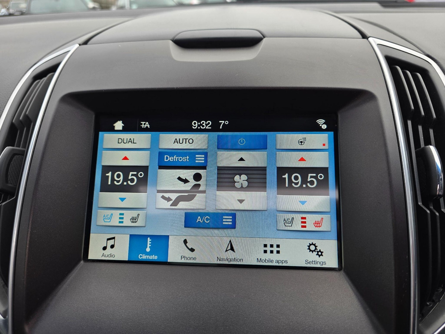 Used Ford Edge 2017 for sale - 77537504: Photo 38