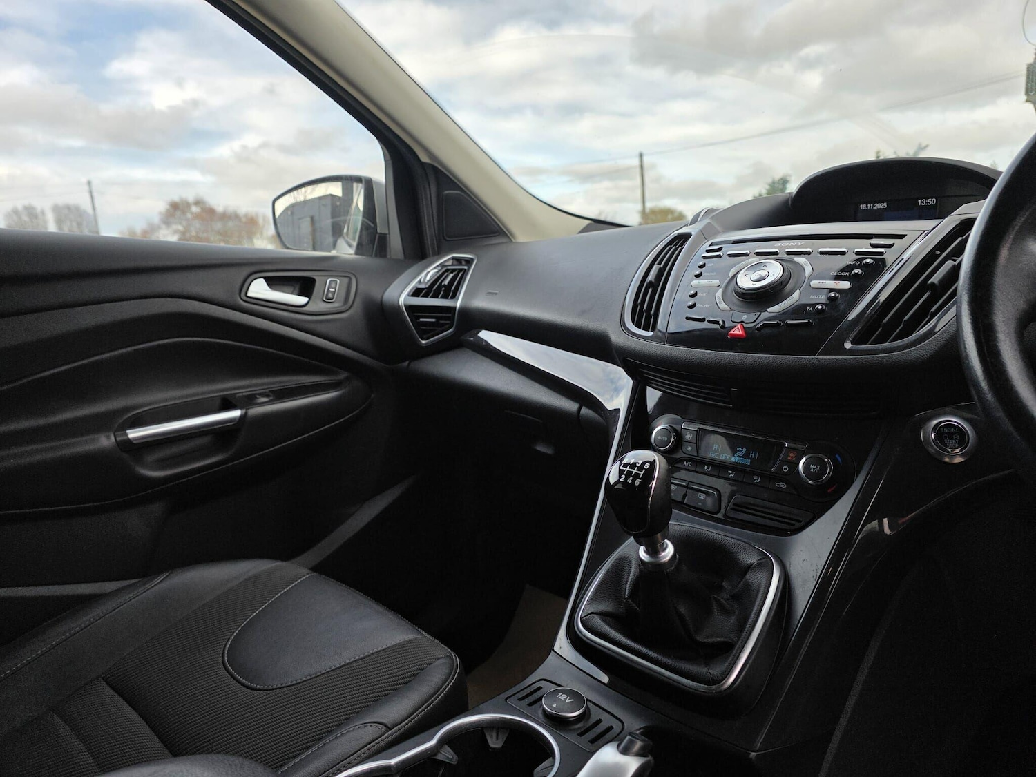 Used Ford Kuga 2014 for sale - 76632774: Photo 19