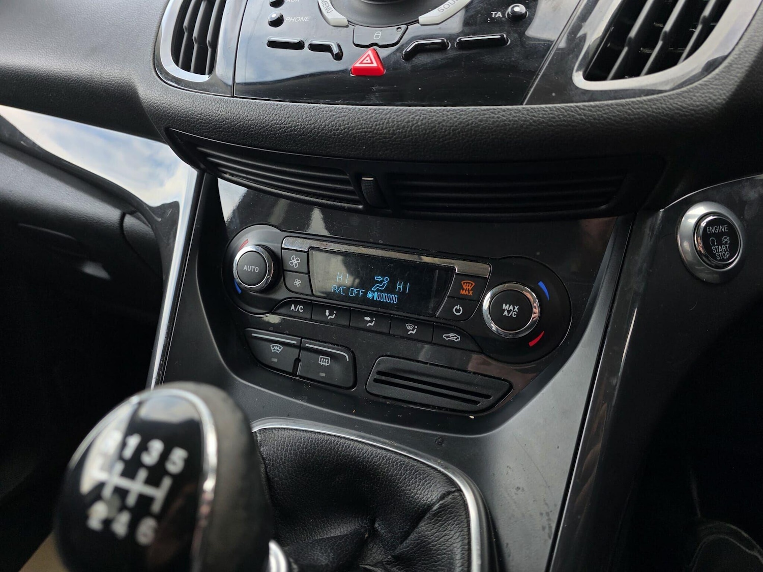 Used Ford Kuga 2014 for sale - 76632774: Photo 20