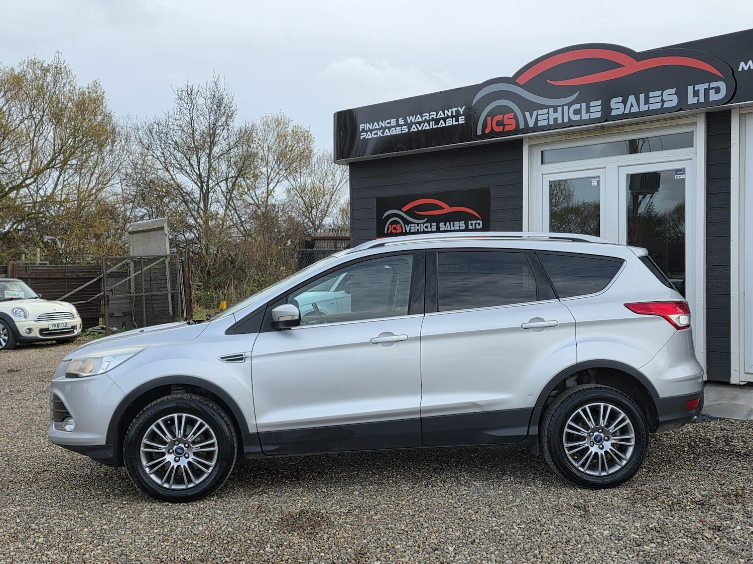 Used Ford Kuga 2014 for sale - 76632774: Photo 3