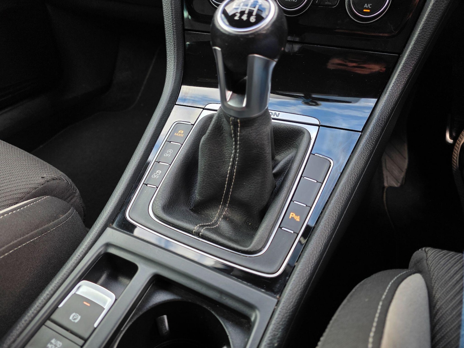 Used Volkswagen Golf 2015 for sale - 77839284: Photo 28