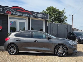 Used Ford Focus 2019 for sale - 78772222: Photo