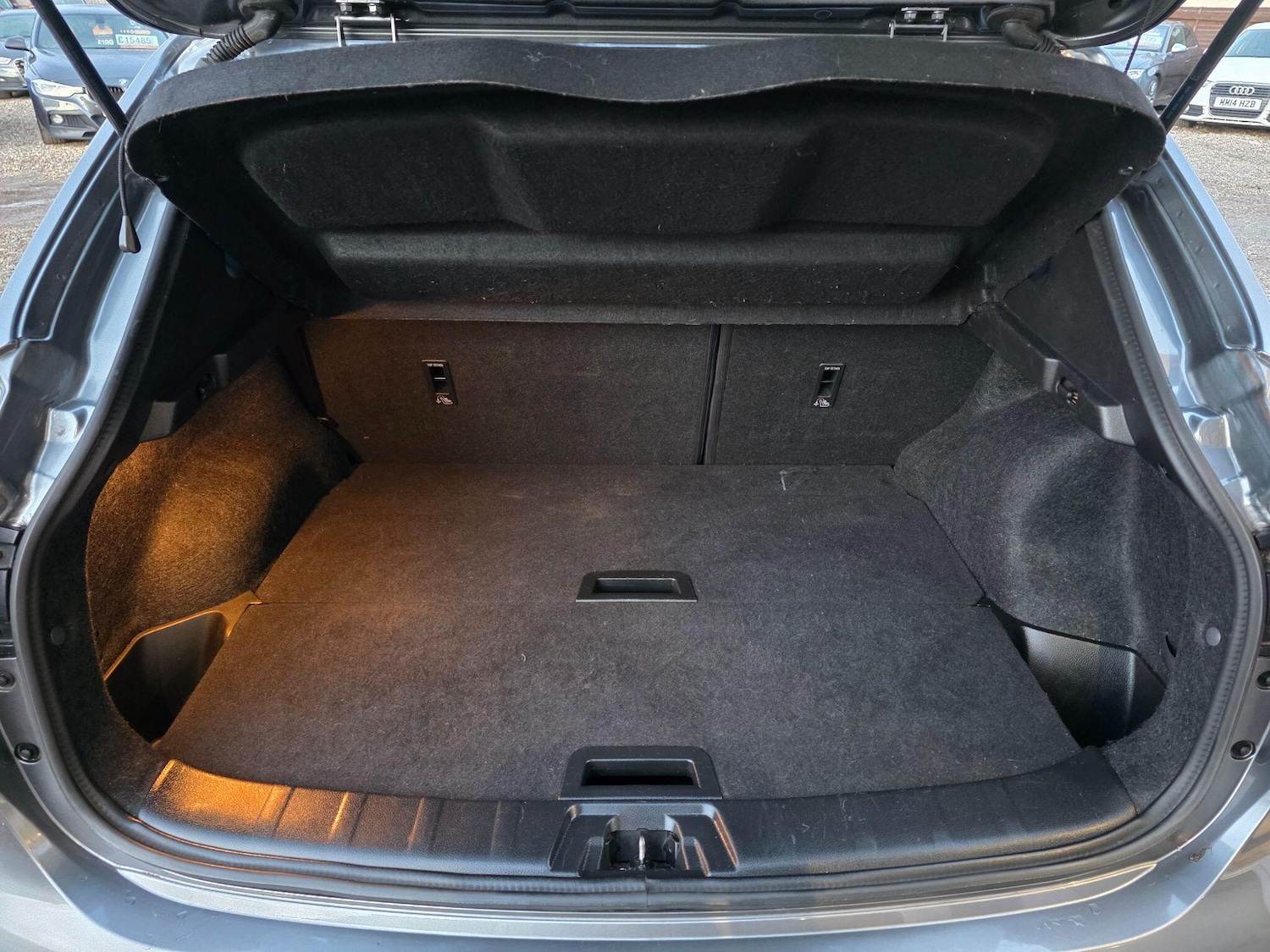 Used Nissan Qashqai 2017 for sale - 77202977: Photo 17