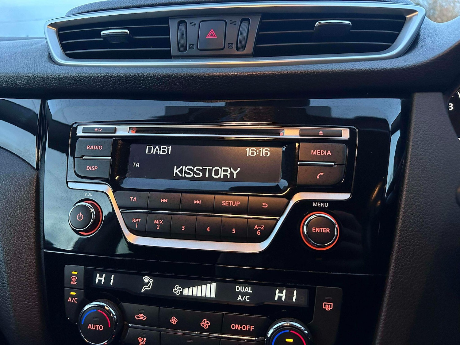 Used Nissan Qashqai 2017 for sale - 77202977: Photo 26