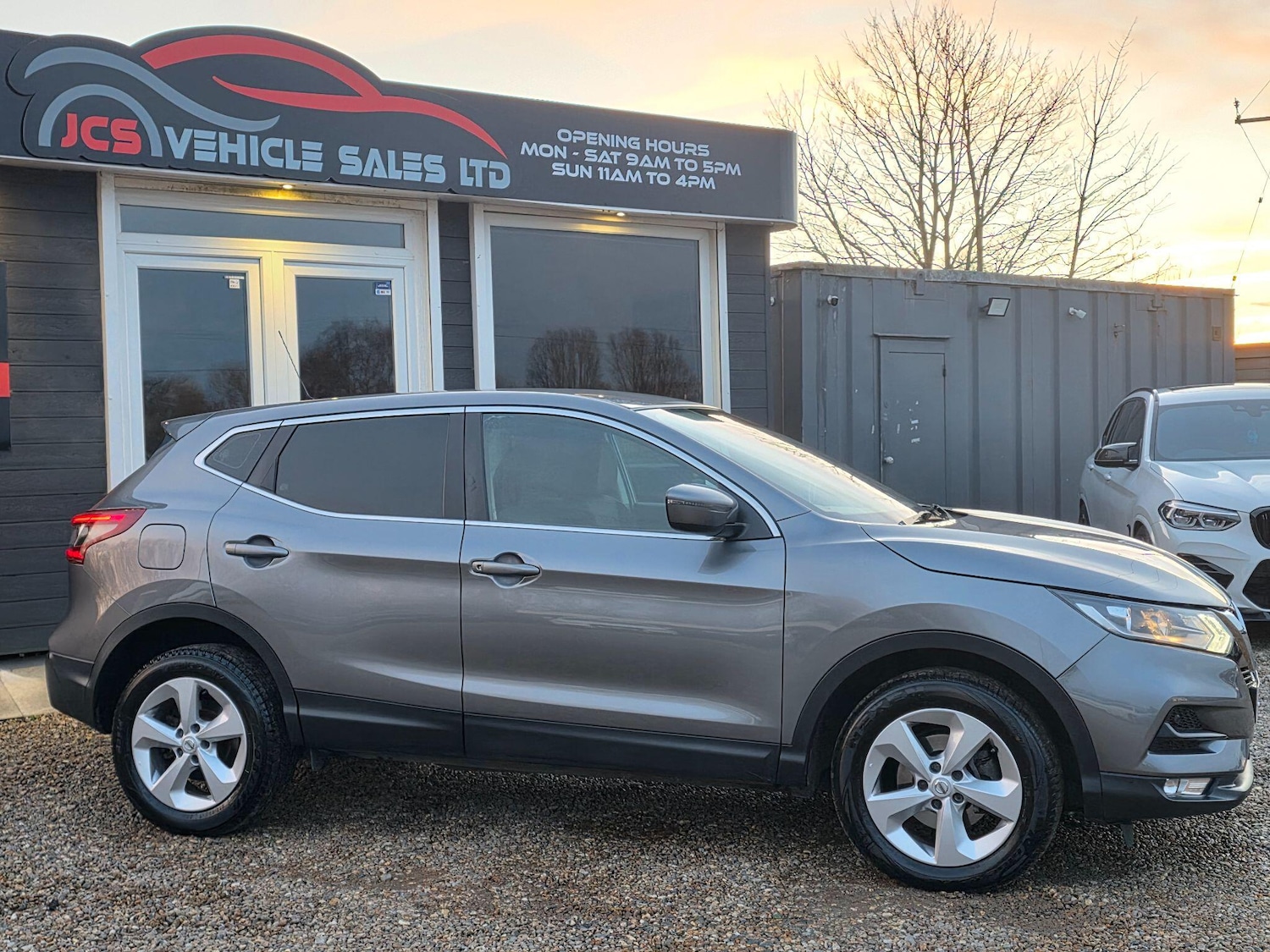 Used Nissan Qashqai 2017 for sale - 77202977: Photo 3