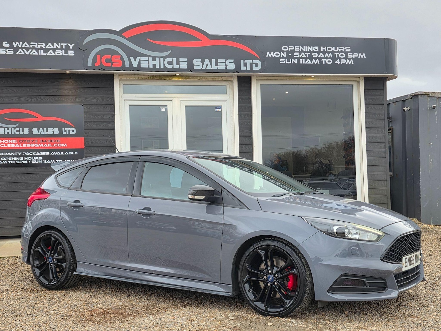 Used Ford Focus 2015 for sale - 77853269: Photo 2