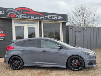 Used Ford Focus 2015 for sale - 77853269: Photo