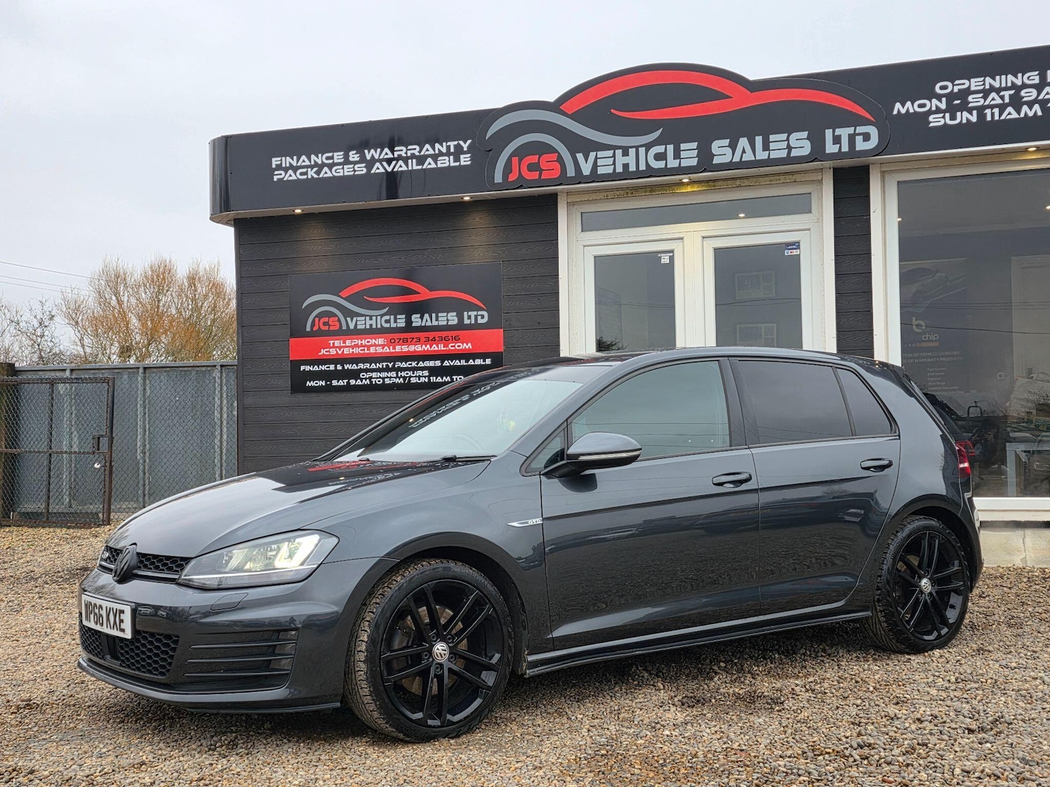 Used Volkswagen Golf 2017 for sale - 77376265: Photo 12