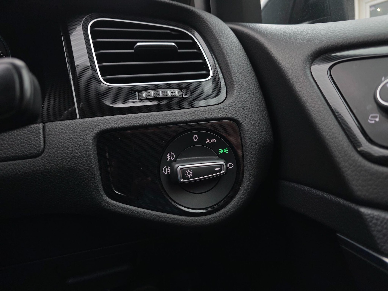 Used Volkswagen Golf 2017 for sale - 77376265: Photo 34