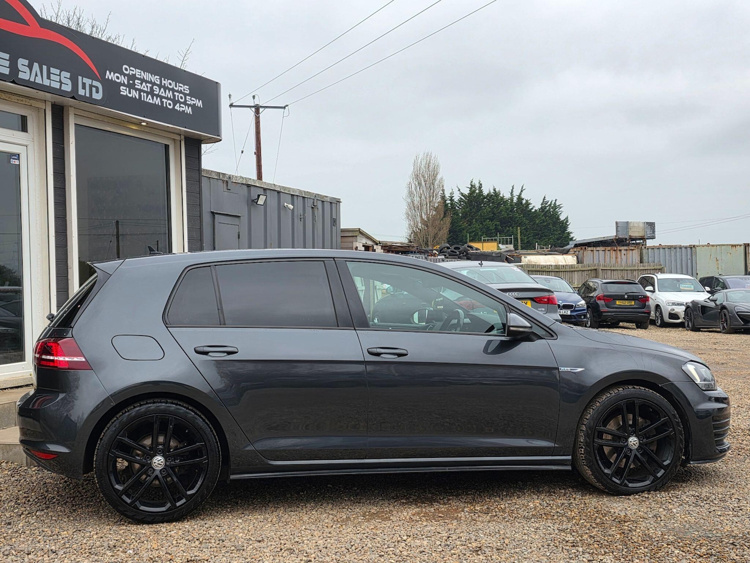 Used Volkswagen Golf 2017 for sale - 77376265: Photo 4