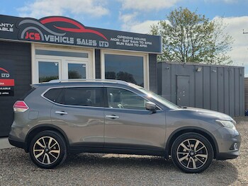 Used Nissan X-Trail 2016 for sale - 78362070: Photo